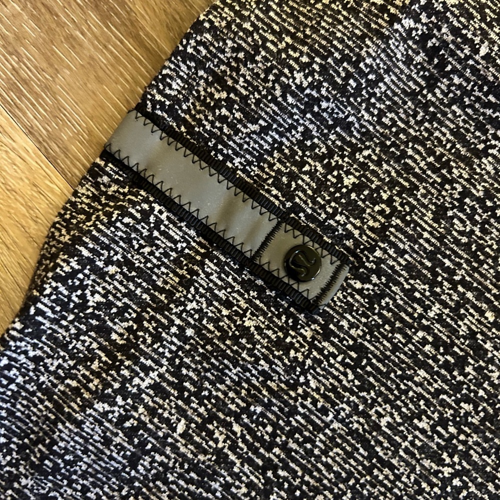 Lululemon Vinyasa Scarf